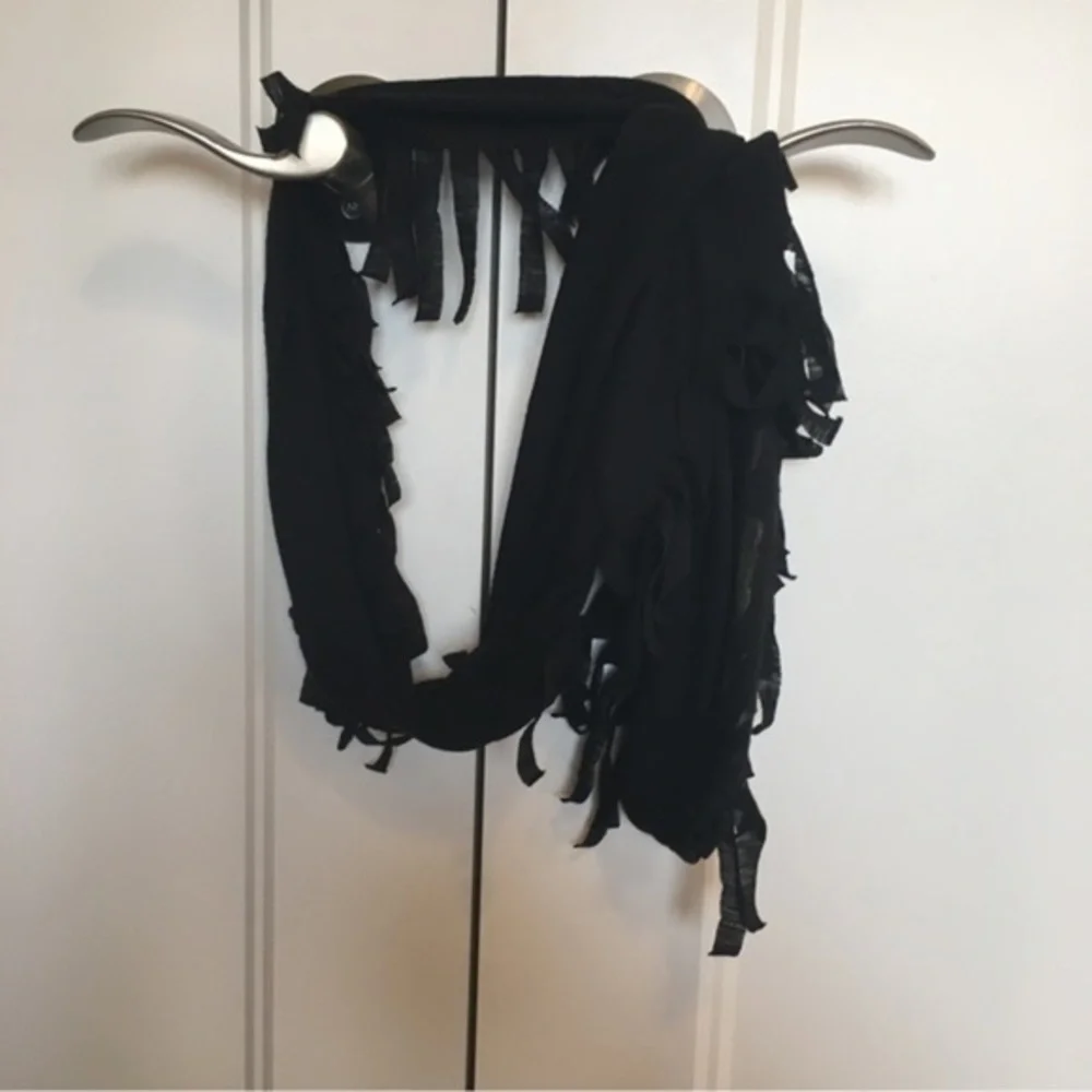 Girls size 10 Justice black fringe wrap around infinity scarf